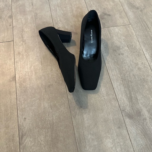 Easy Spirit Black Pumps women’s size 7.5 heels - Picture 7 of 9